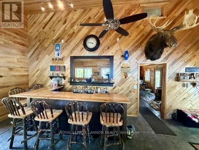 16 Maniwaki Lane — photo 8 of 37