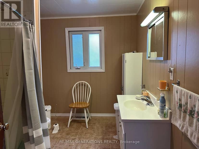 105 Columbia Street — photo 24 of 39