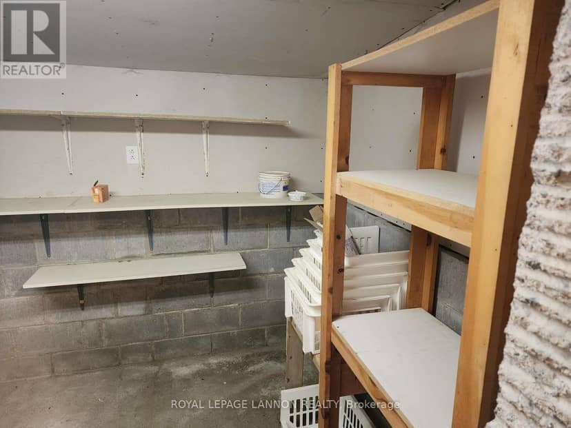 38 Eastgrove Crescent — photo 13 of 23