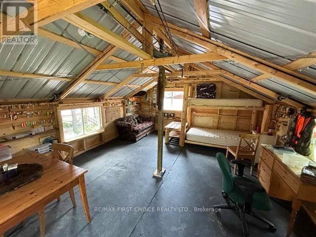 1 Viking Island — photo 16 of 18