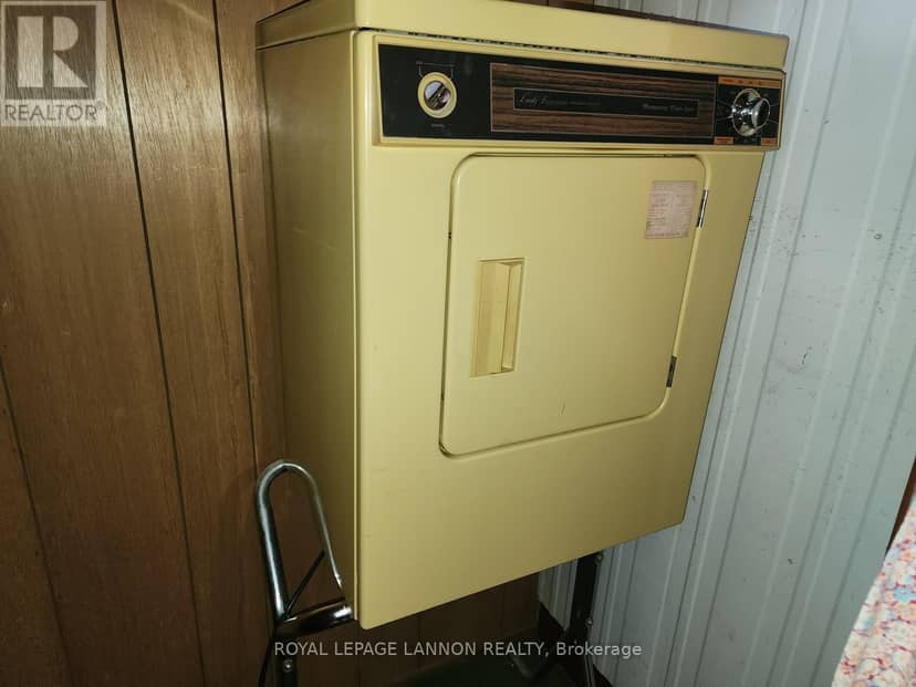 319 Walker Street — photo 8 of 39