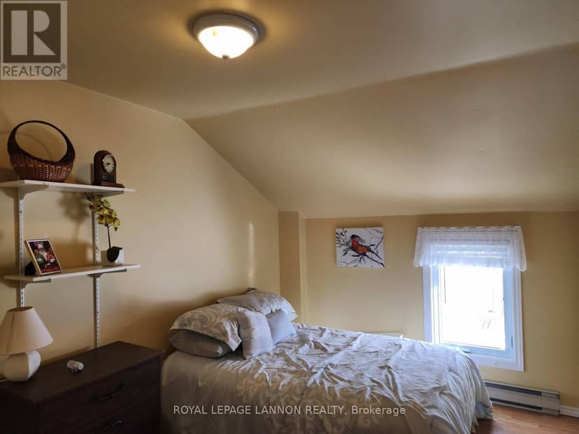 205 Ontario Street — photo 23 of 36
