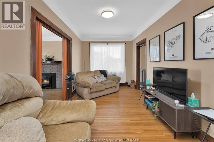 538 Louis AVENUE — photo 11 of 26