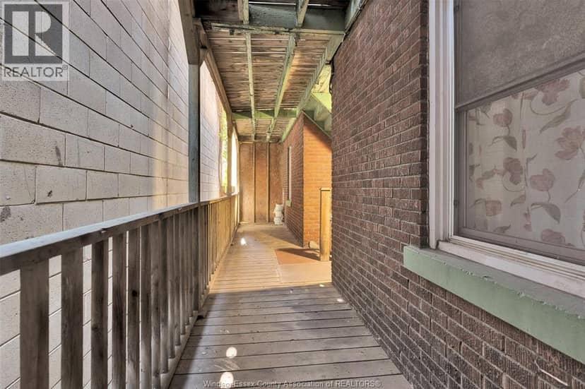 538 Louis AVENUE — photo 22 of 26