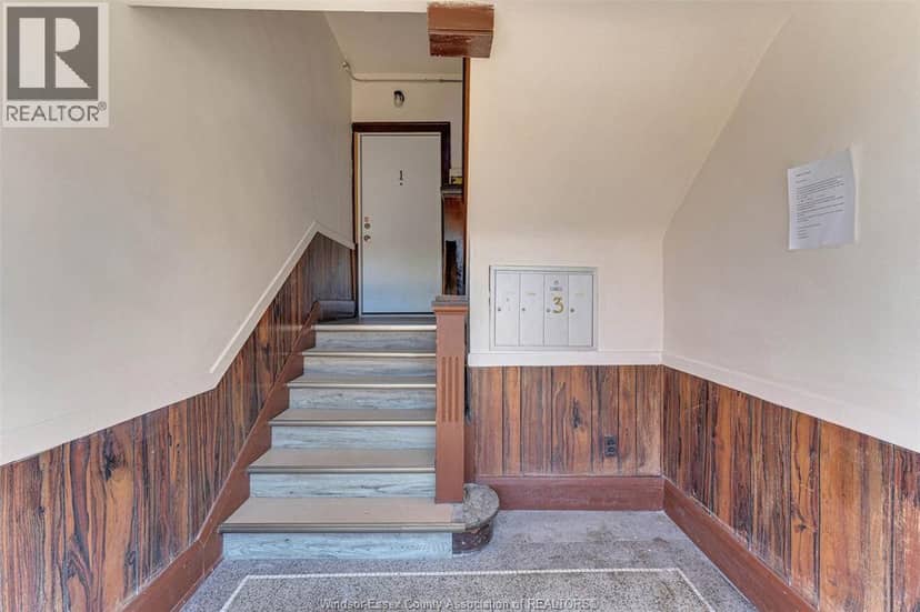 538 Louis AVENUE — photo 6 of 26