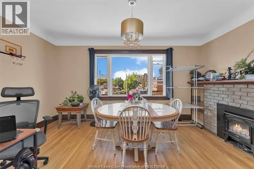 538 Louis AVENUE — photo 7 of 26