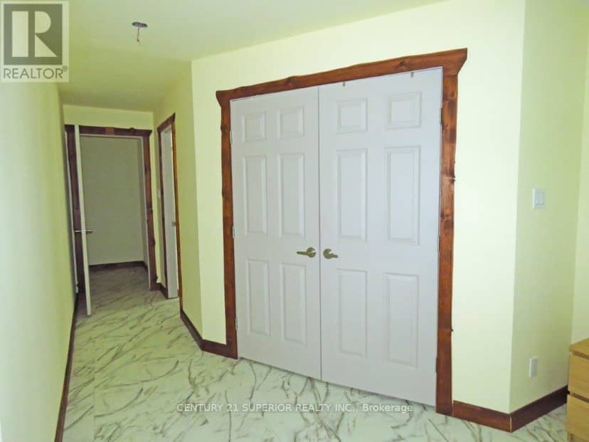 240 Walker Street — photo 28 of 40