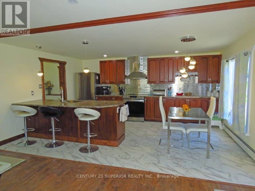 240 Walker Street — photo 11 of 40