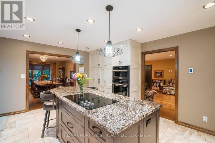 110 Lakeside Crescent — photo 12 of 40