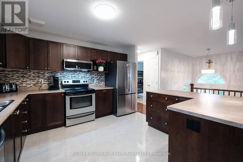 16566 Highway 2 — photo 21 of 40