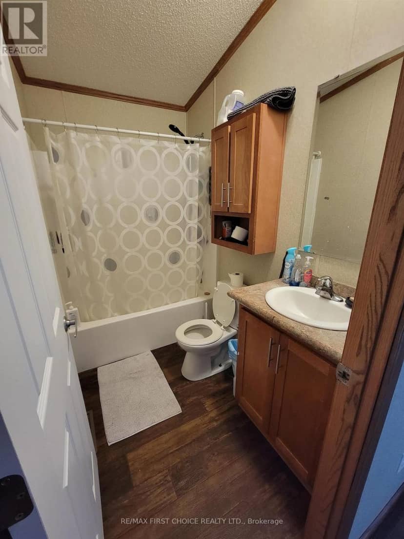 75 Coral Street, Emo, photo 7
