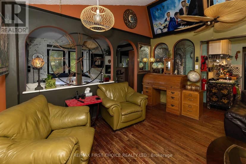 1185 Sunrise Beach Road — photo 10 of 40