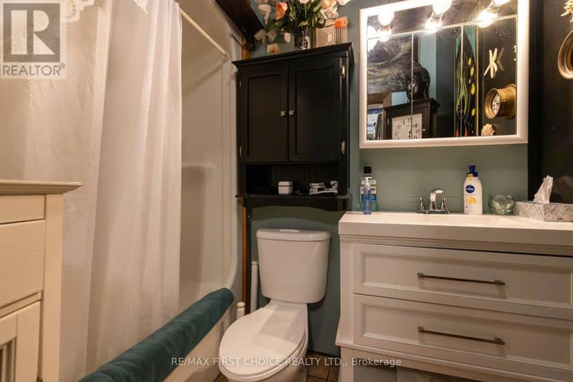 1185 Sunrise Beach Road — photo 16 of 40