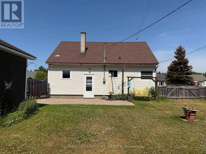 4 Elizabeth Avenue — photo 24 of 26