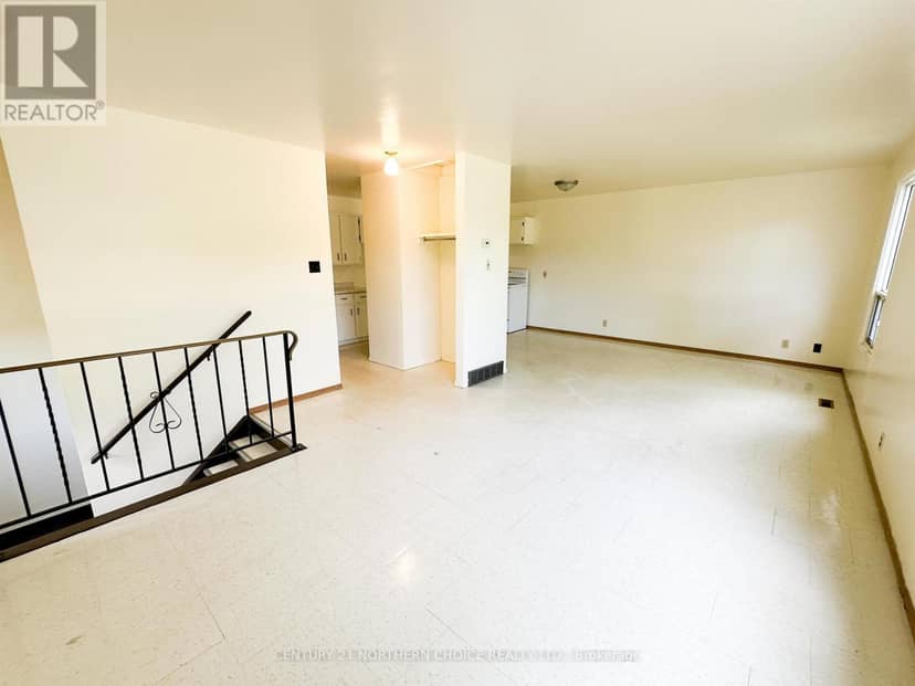 78/80 Birch Drive — photo 15 of 22
