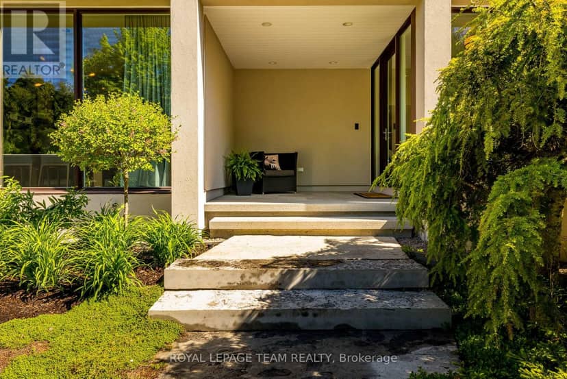 14 Kanata Rockeries Private — photo 3 of 40