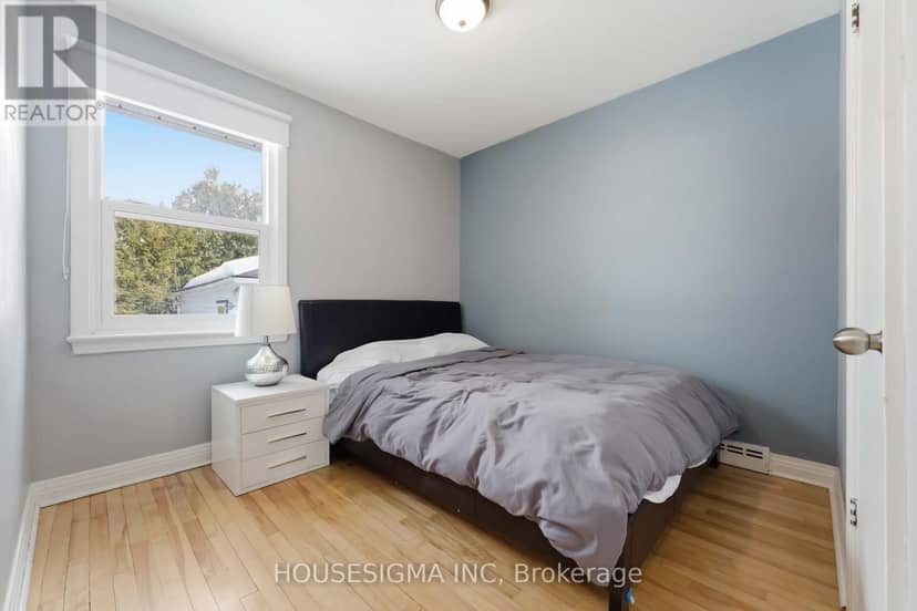 1047 Richard Avenue — photo 21 of 40