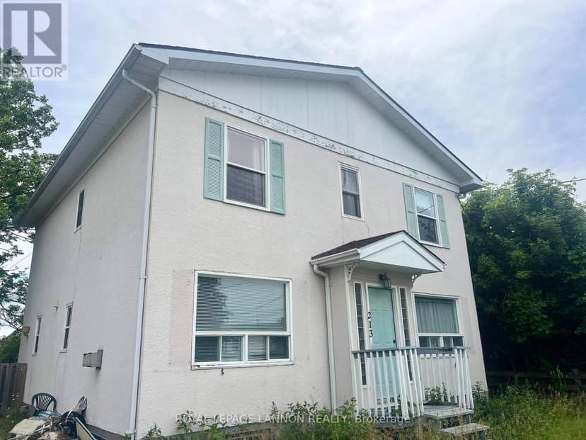 213-215 Gorrie Street, Atikokan, photo 2