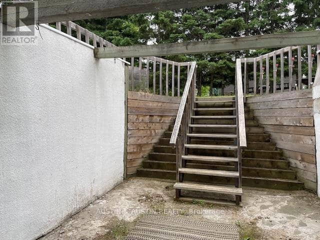 227 West River Road — photo 25 of 25