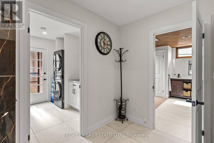93 Riverview Boulevard — photo 12 of 40