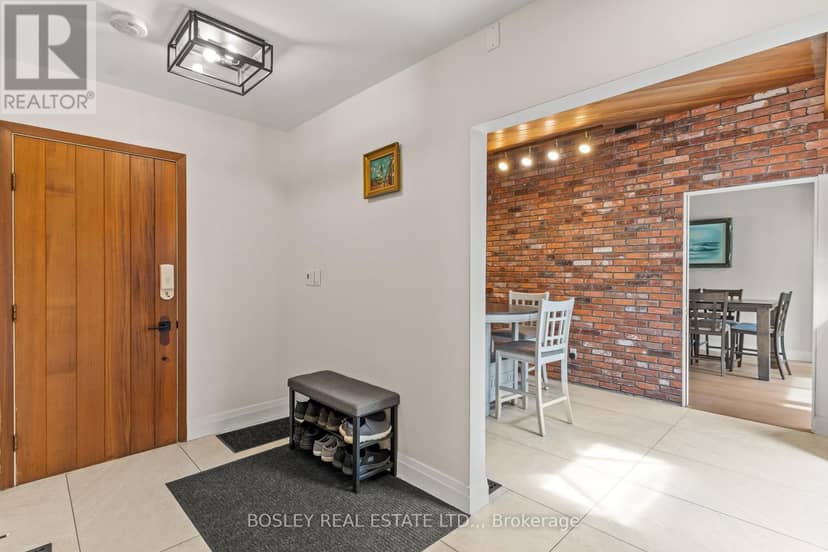 93 Riverview Boulevard — photo 21 of 40