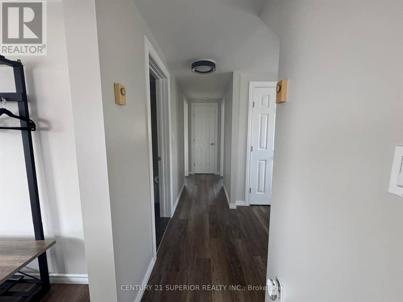 49 Otter Ave — photo 4 of 33
