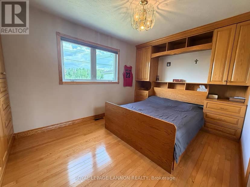 111 Woodcrest Drive — photo 18 of 37