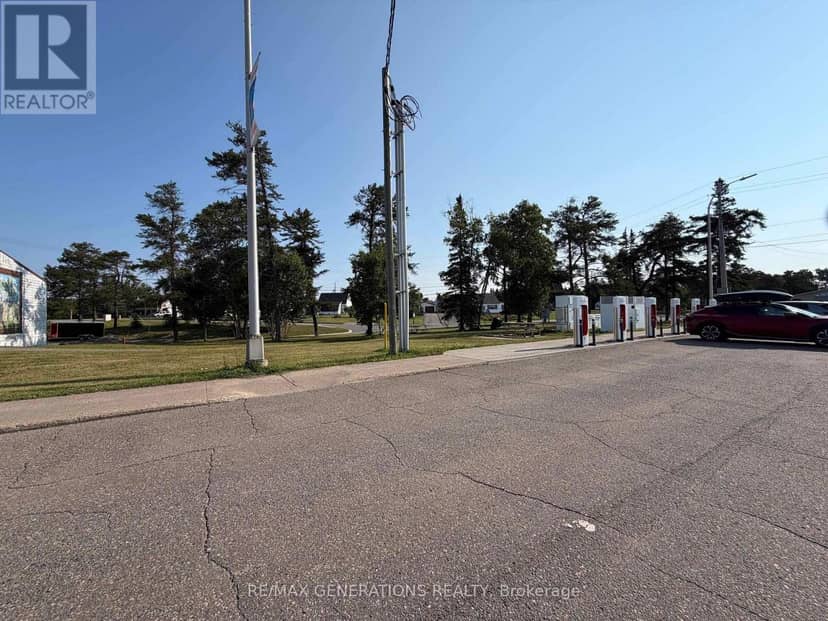 Lots 1-6 Simcoe Plaza — photo 3 of 3