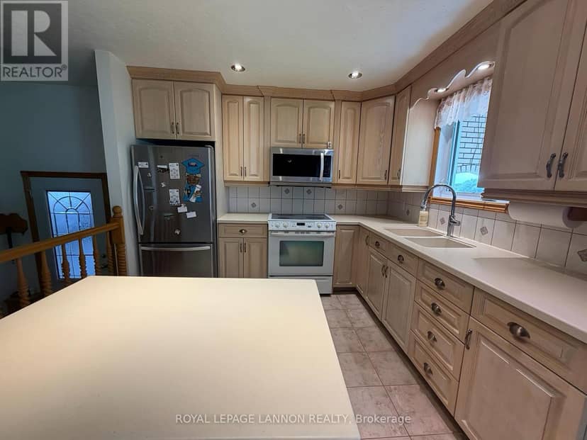111 Woodcrest Drive — photo 6 of 37