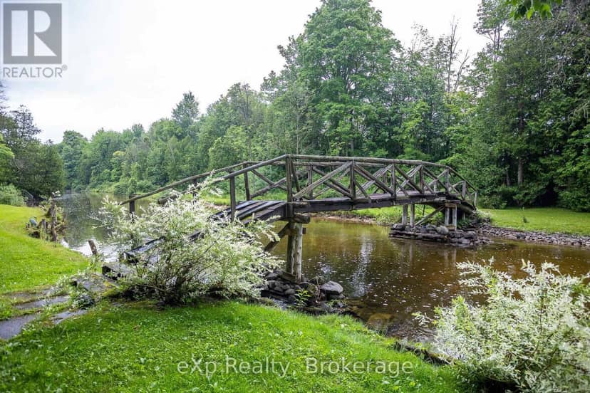 127 Paisley Drive — photo 25 of 40