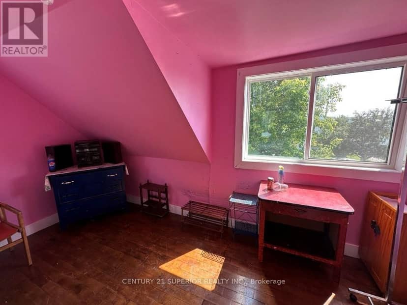 161 Bell Street — photo 18 of 40