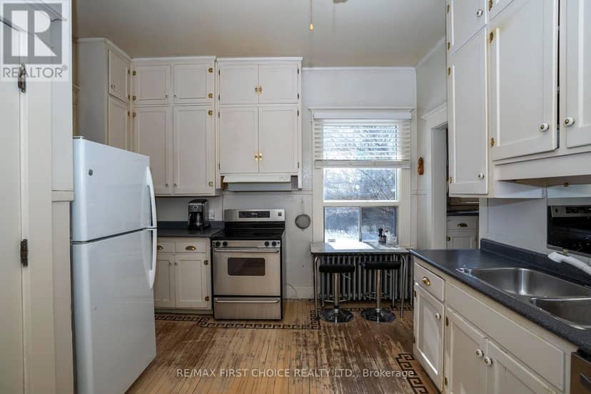43 Summit Avenue — photo 24 of 40
