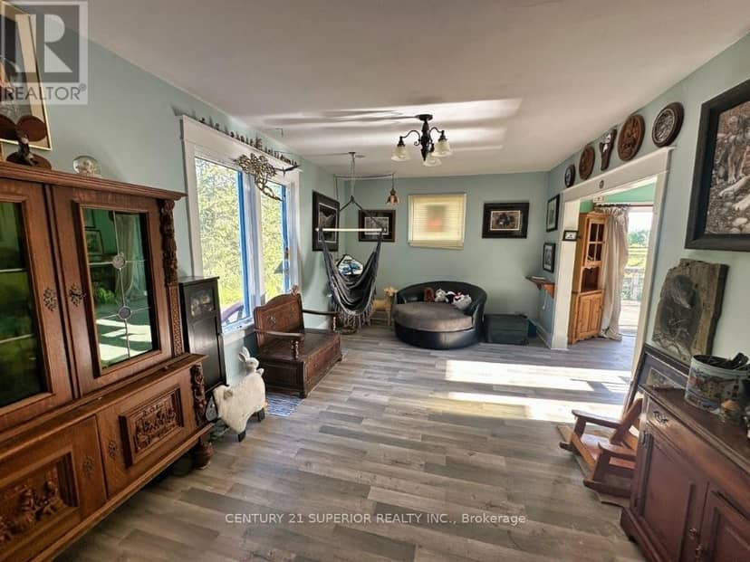 353 Spring Creek Drive — photo 11 of 40