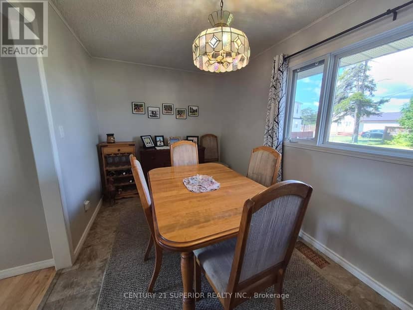 1 Laurier Ave, Terrace Bay, photo 7