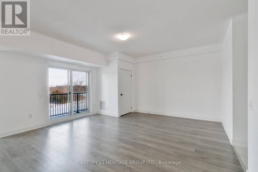 201 - 10 Culinary Lane, Barrie, photo 4