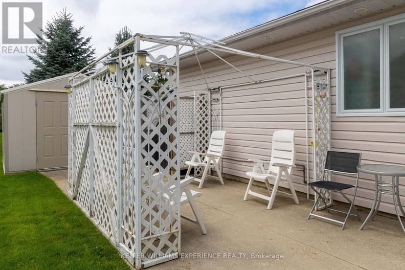 6 Virginia Avenue — photo 19 of 24