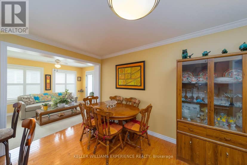 6 Virginia Avenue — photo 4 of 24