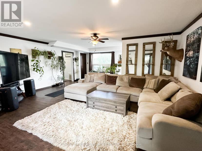 1261 Highway 105 — photo 7 of 26