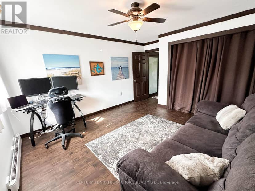 1261 Highway 105 — photo 10 of 26