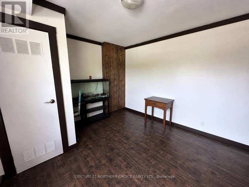 1261 Highway 105 — photo 12 of 26