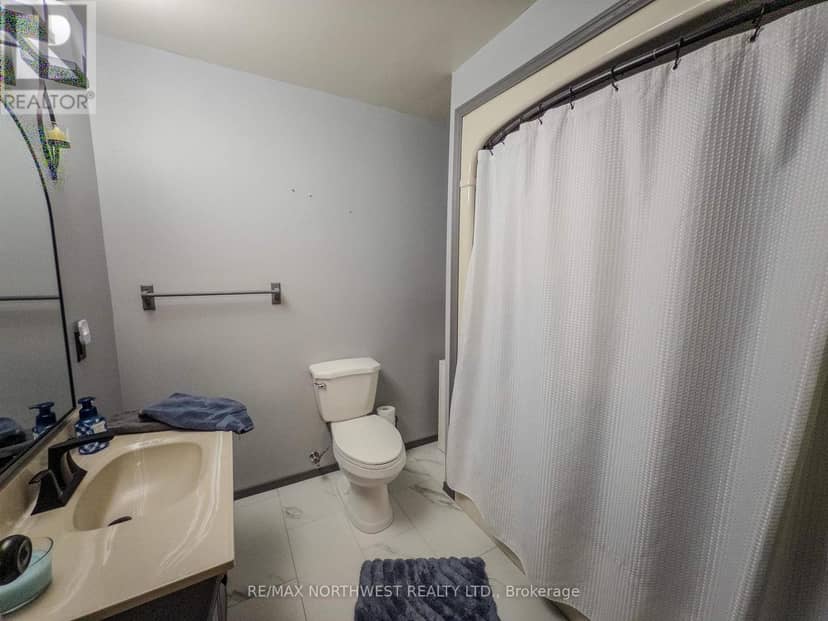 1829 Highway 17 West — photo 12 of 40