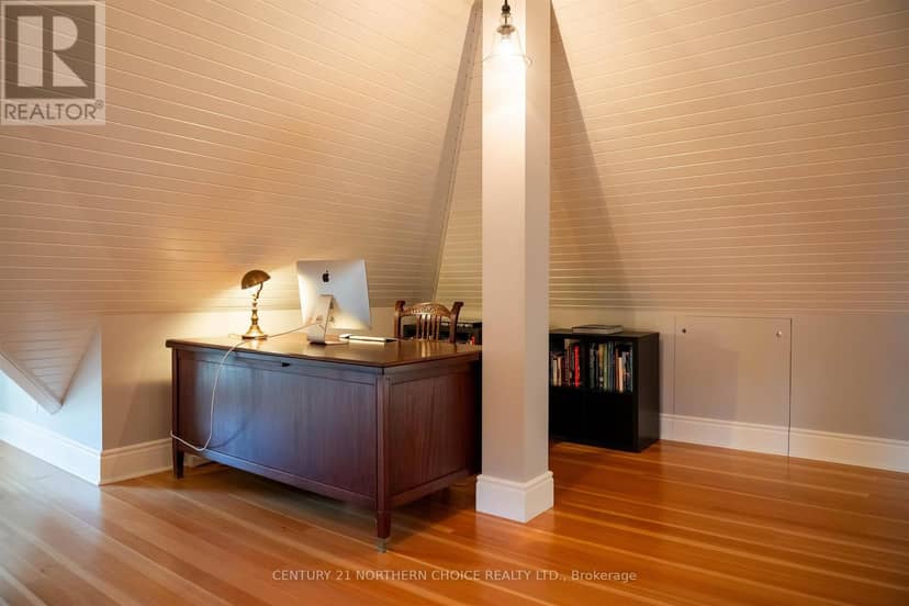 108 Ottawa Street — photo 26 of 37