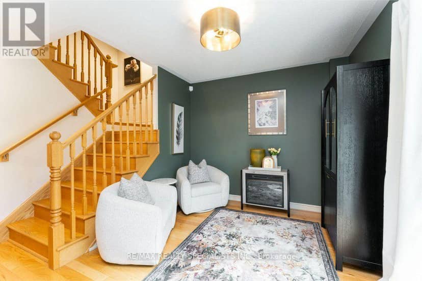 3 - 1115 Haig Boulevard — photo 7 of 40
