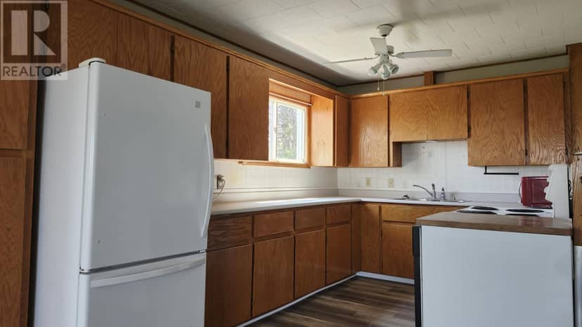 639 St. Andrews Point Road — photo 15 of 34