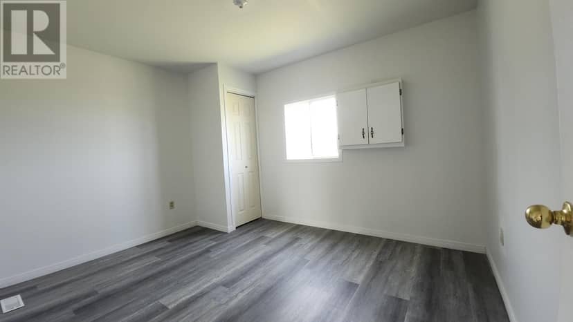639 St. Andrews Point Road — photo 19 of 34