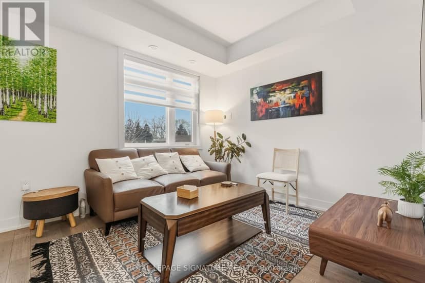 227 - 1062 Douglas McCurdy Common — photo 13 of 38