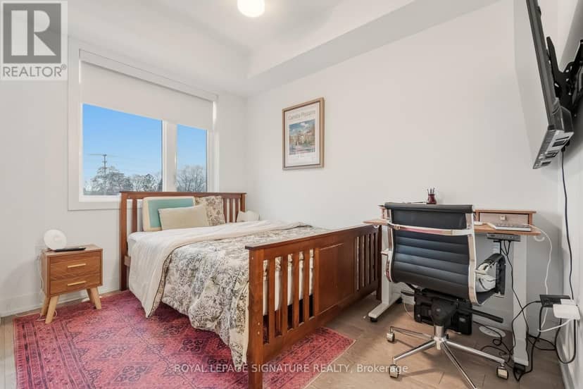 227 - 1062 Douglas McCurdy Common — photo 18 of 38