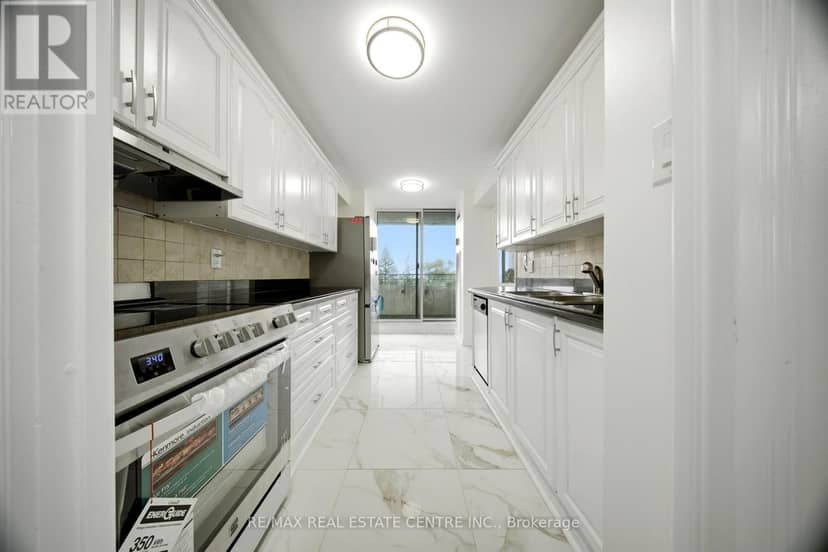 511 - 1300 Mississauga Valley Boulevard — photo 9 of 25