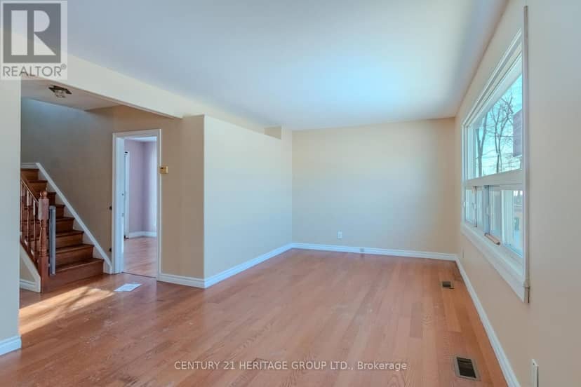 2232 Queensway Drive — photo 6 of 21