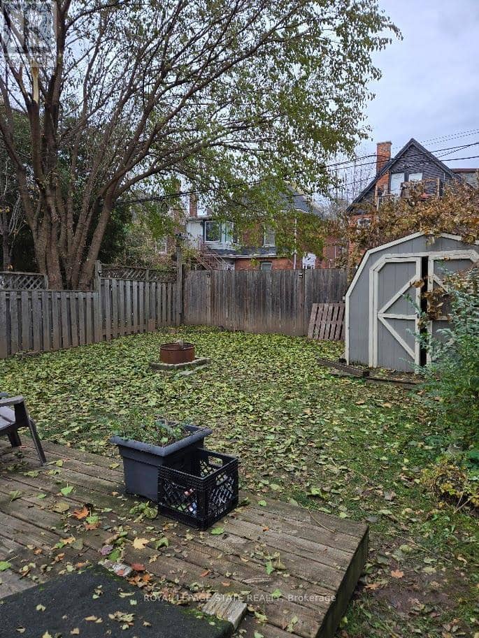 17 Fairleigh Avenue S, Hamilton, photo 3